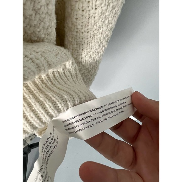 J.O.A chunky knit white cropped sweater with open back tie bow - Picture 11 of 12